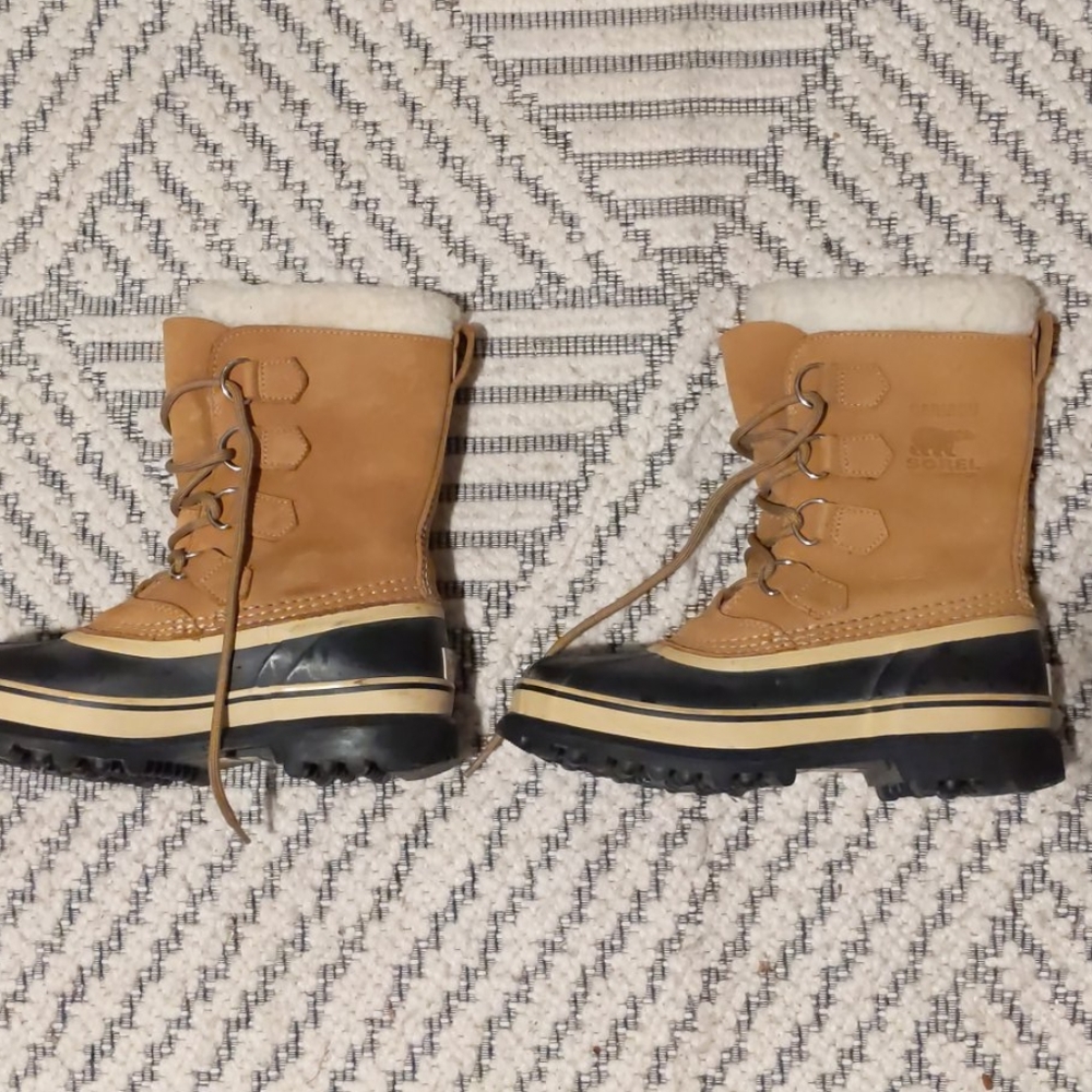 Sorel Caribou Waterproof Winter Boots size 7